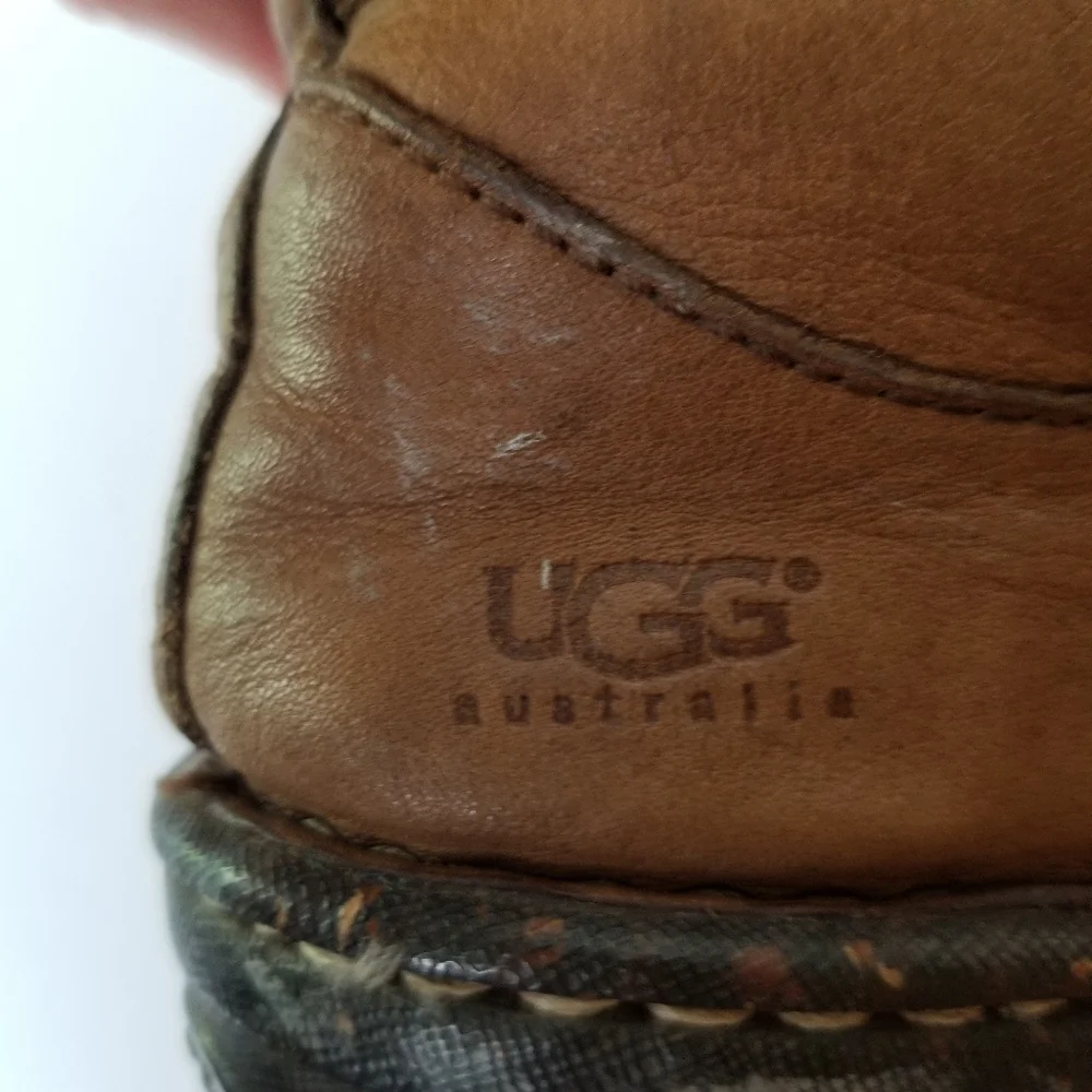 UGG Caspia Leather Sheepskin Fur Lined Lace Up Boots
